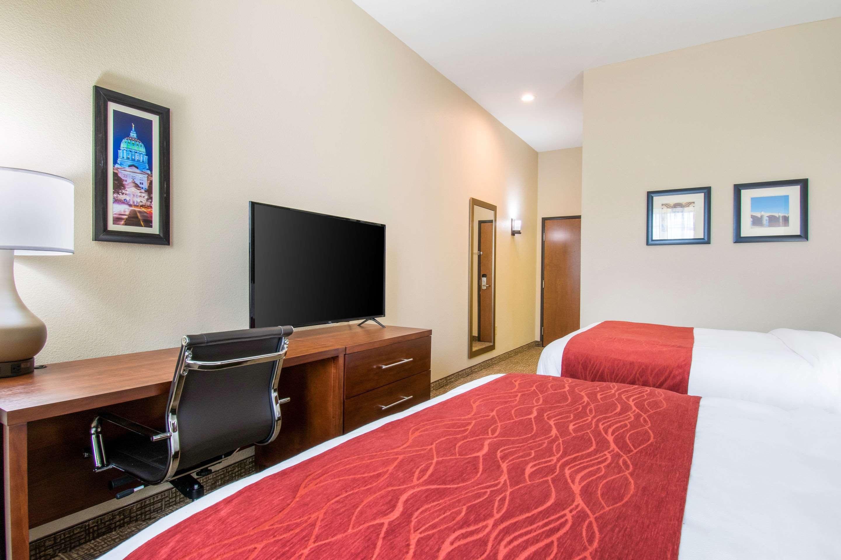 Comfort Inn & Suites Harrisburg - Hershey West Extérieur photo
