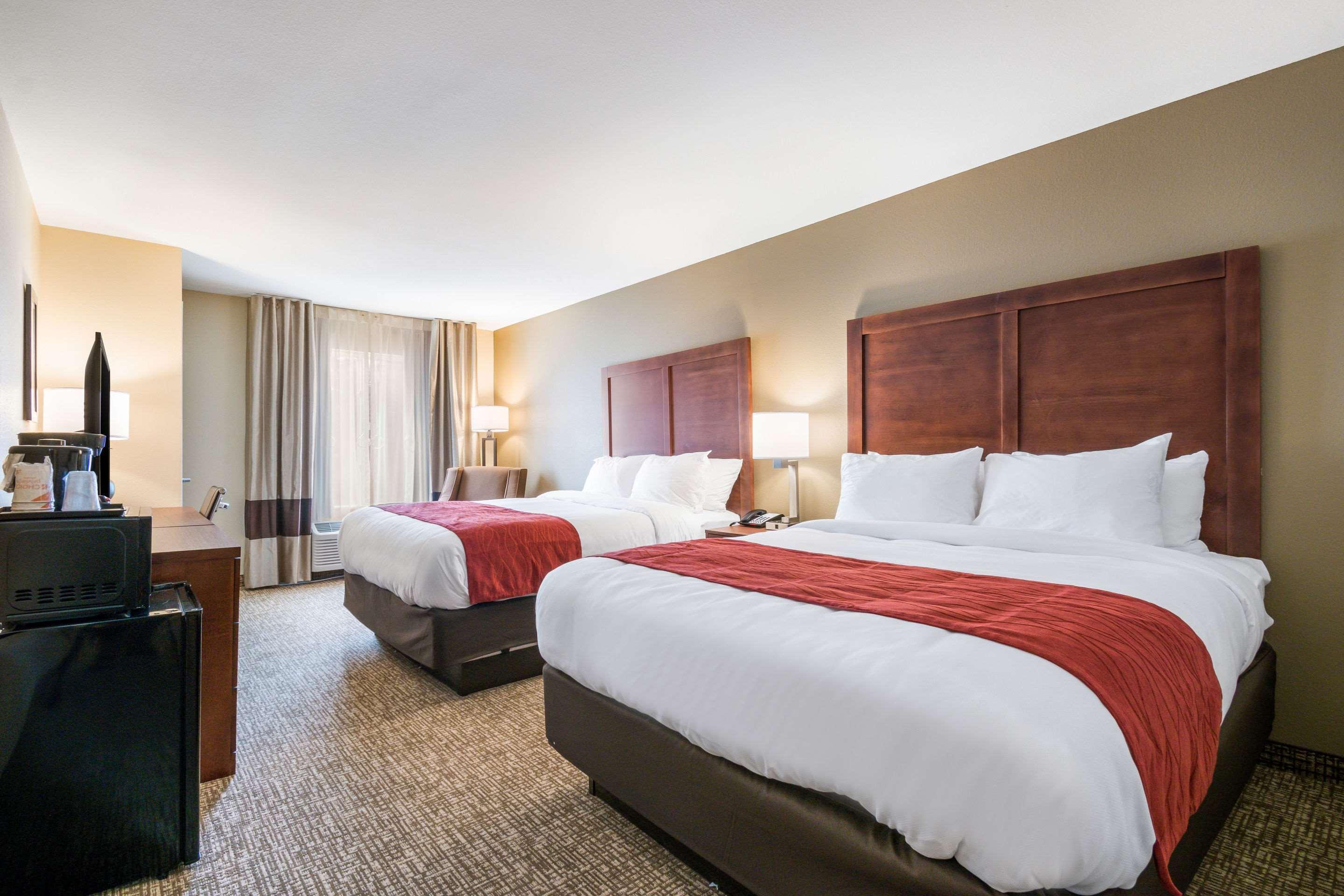 Comfort Inn & Suites Harrisburg - Hershey West Extérieur photo