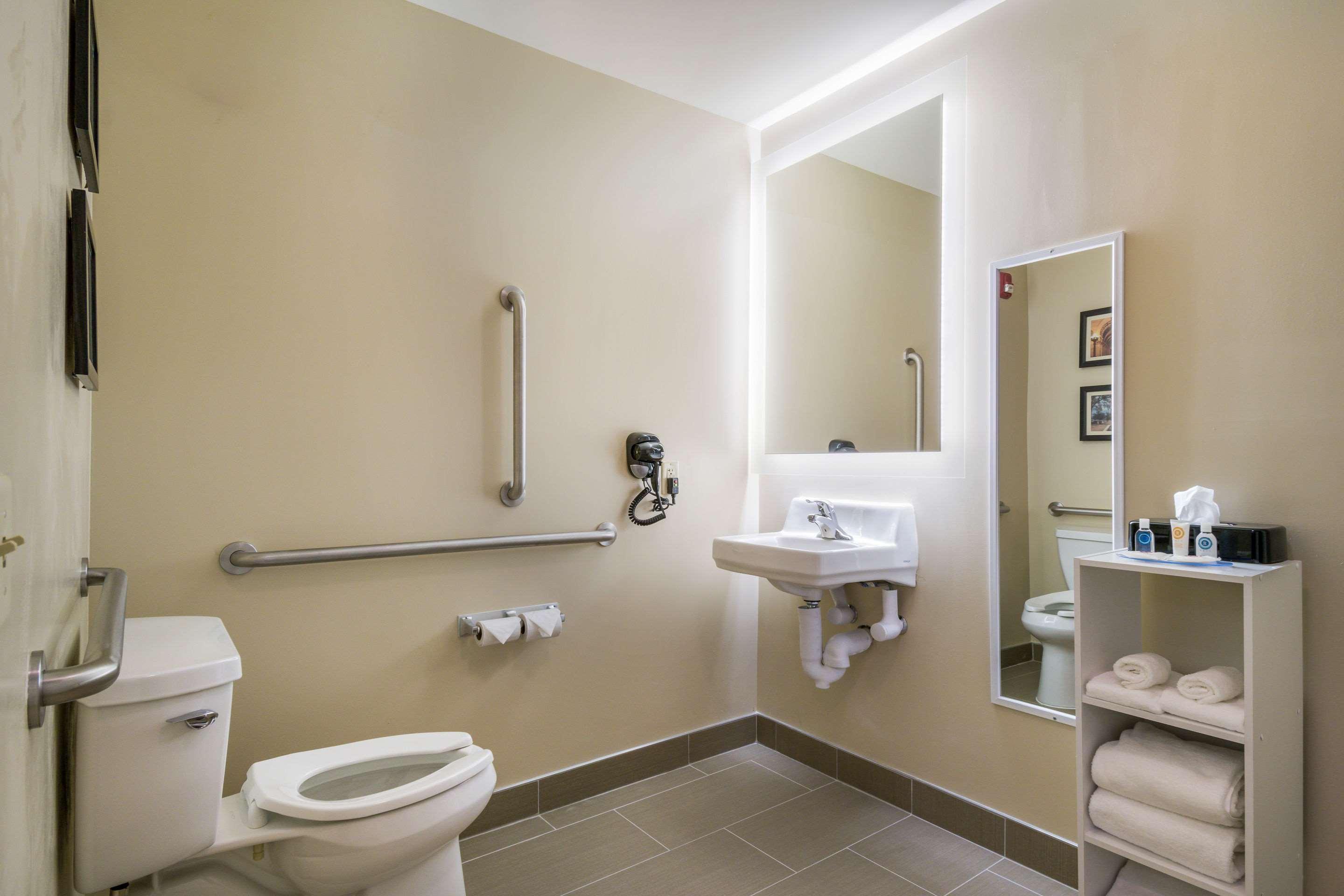 Comfort Inn & Suites Harrisburg - Hershey West Extérieur photo