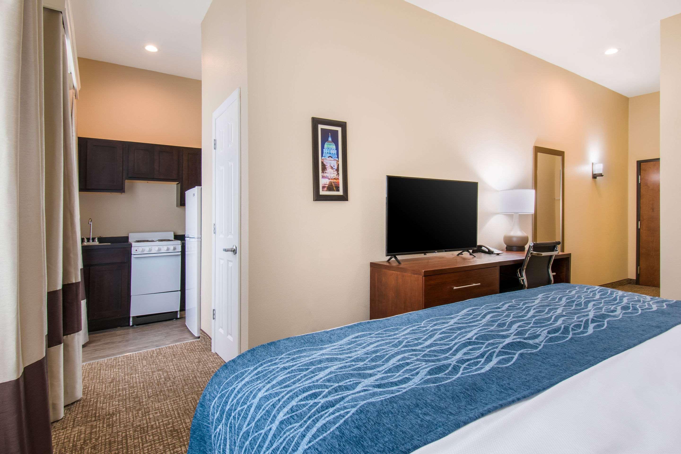 Comfort Inn & Suites Harrisburg - Hershey West Extérieur photo