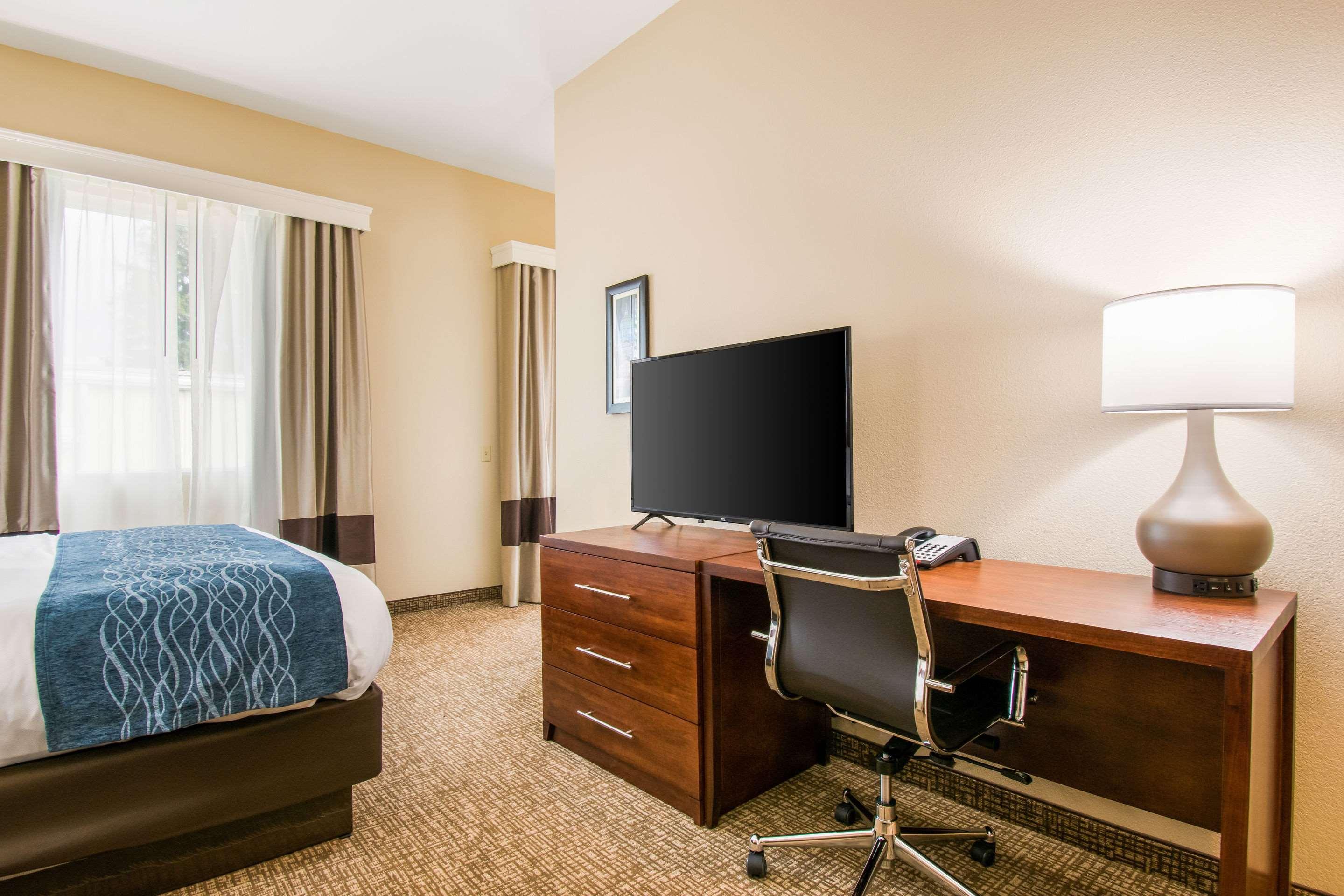 Comfort Inn & Suites Harrisburg - Hershey West Extérieur photo