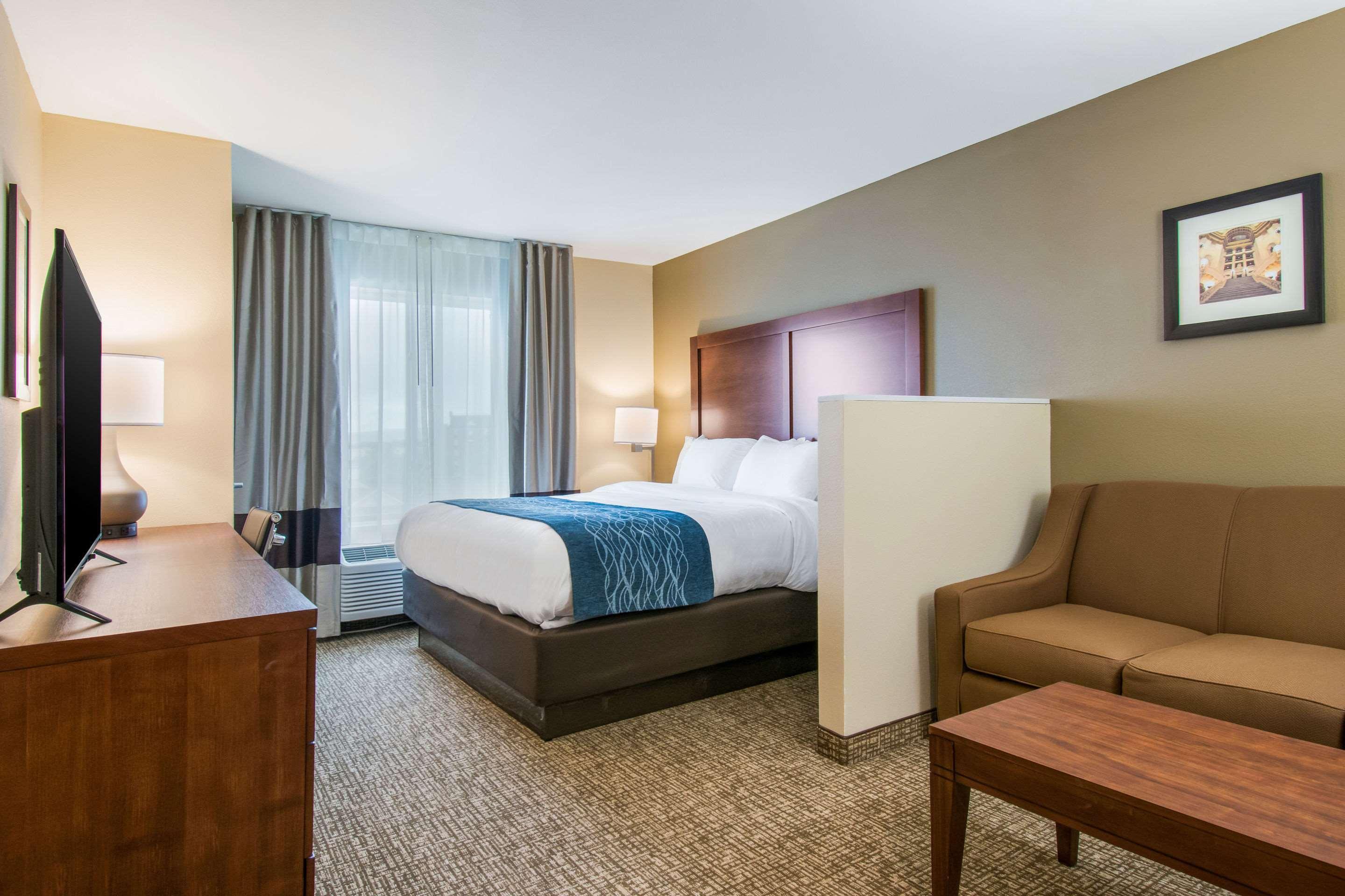 Comfort Inn & Suites Harrisburg - Hershey West Extérieur photo