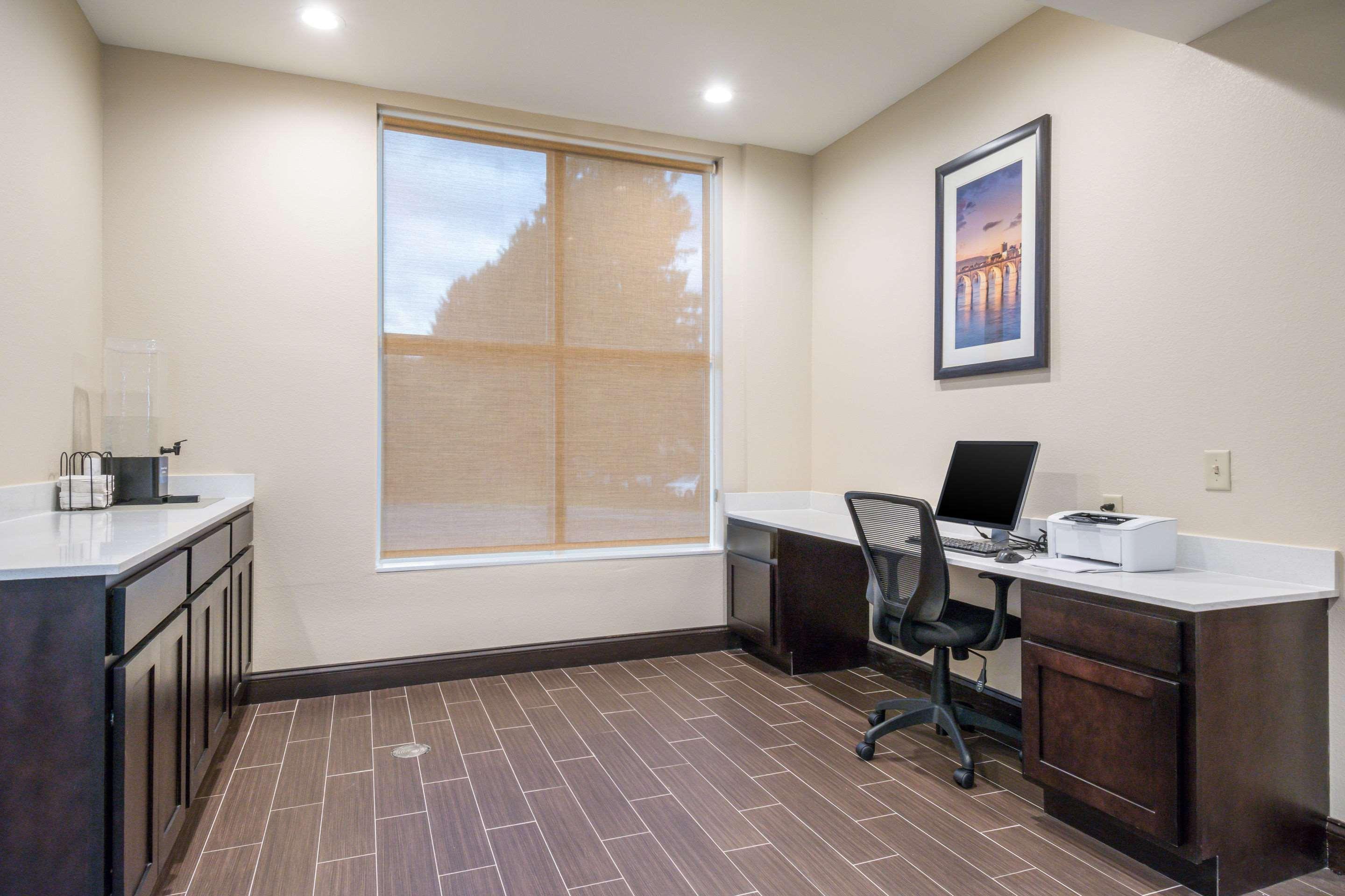 Comfort Inn & Suites Harrisburg - Hershey West Extérieur photo