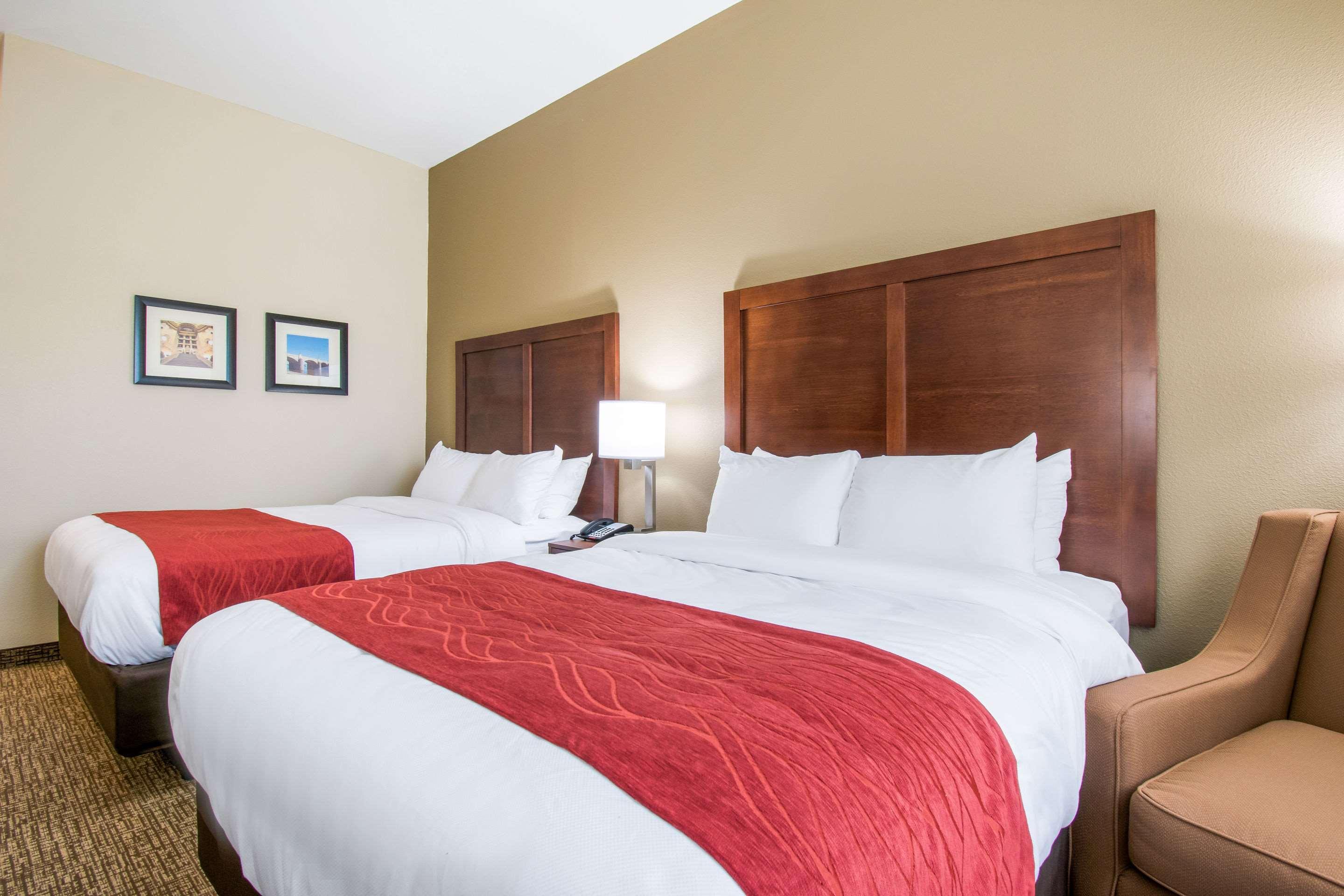 Comfort Inn & Suites Harrisburg - Hershey West Extérieur photo