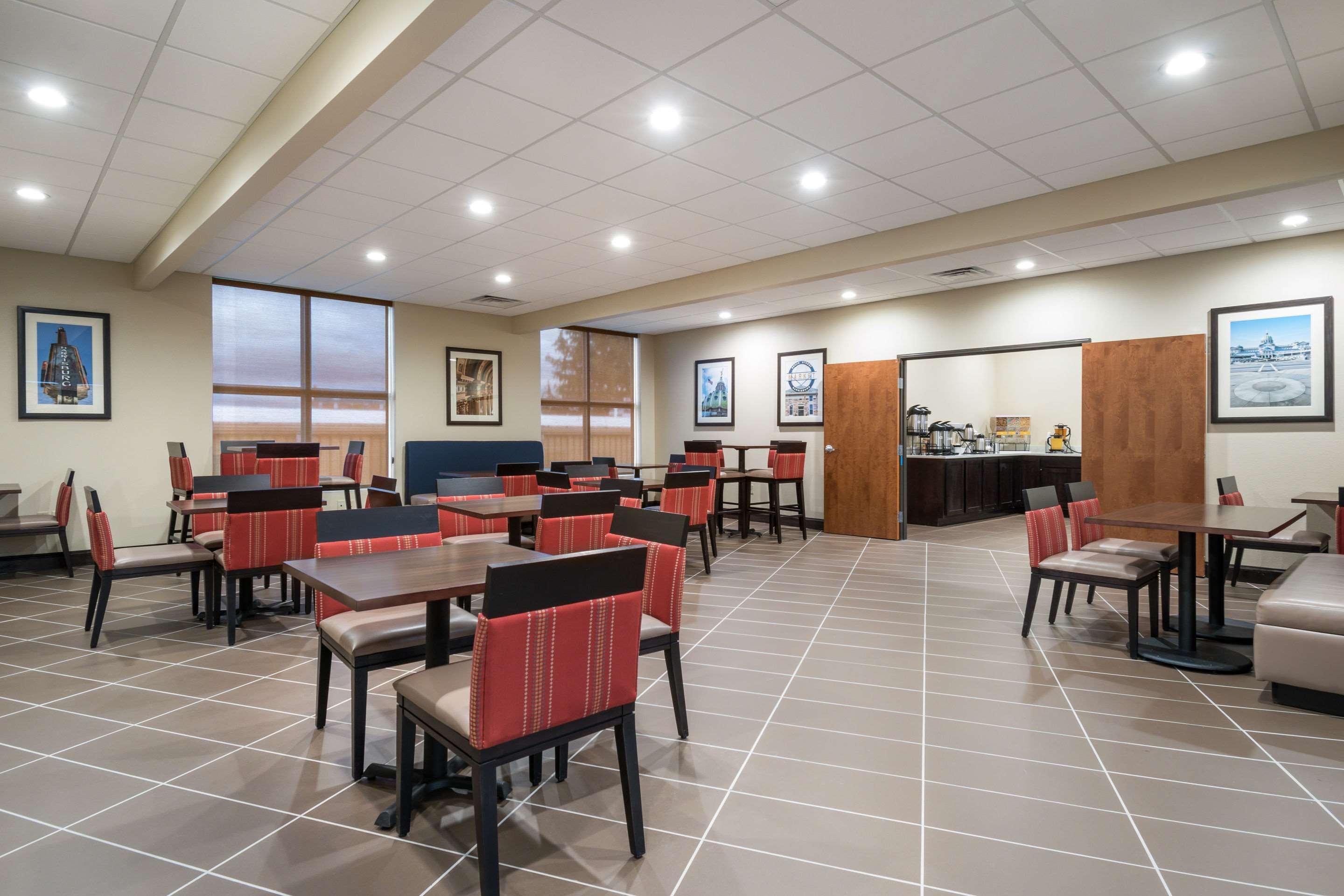 Comfort Inn & Suites Harrisburg - Hershey West Extérieur photo