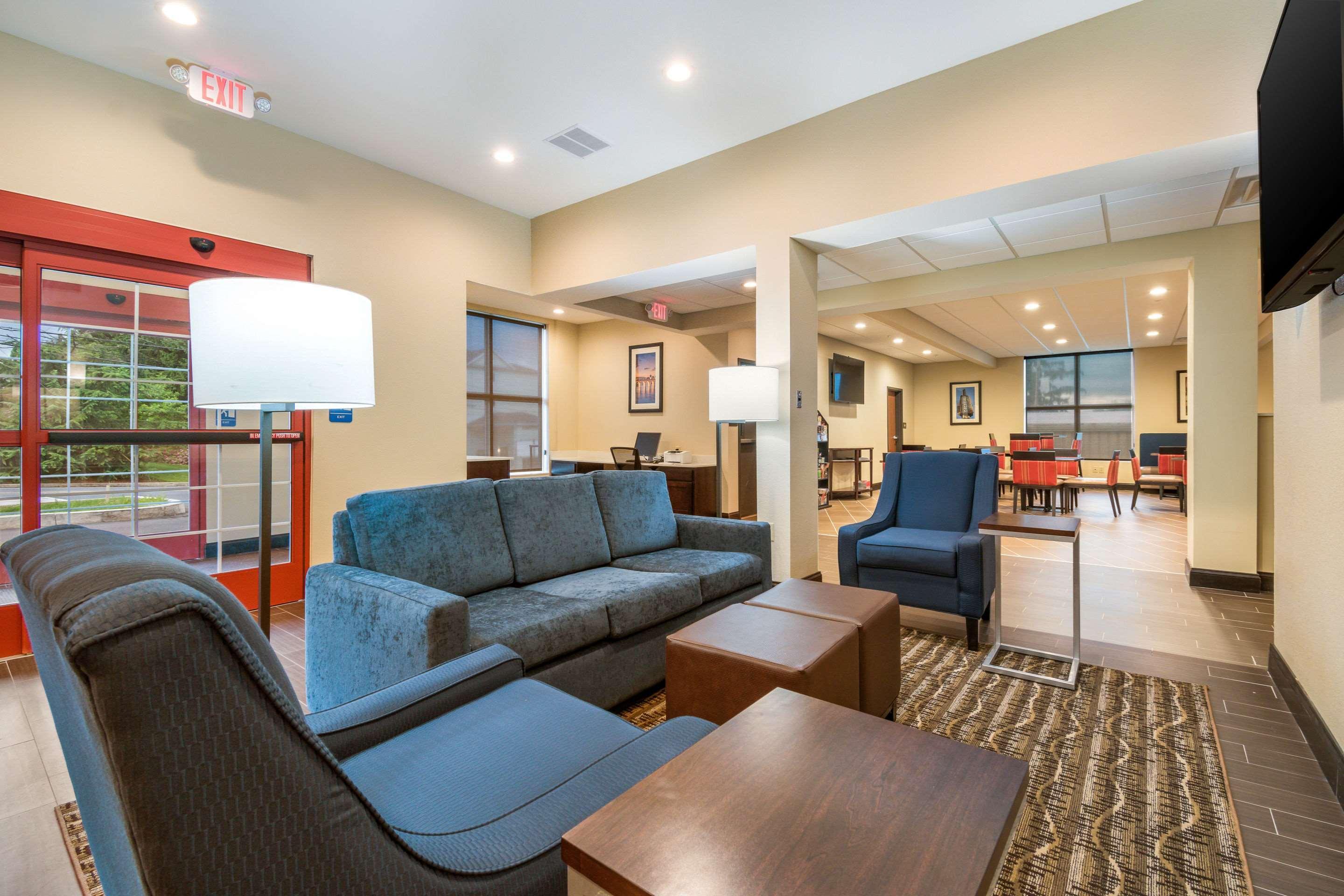 Comfort Inn & Suites Harrisburg - Hershey West Extérieur photo